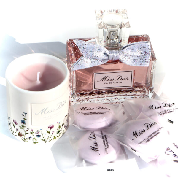 Dior Blooming Bouquet Perfume – Elegant Fresh Floral Fragrance for Women
