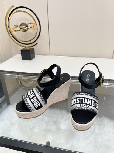 Comfort Fit Casual Shoes – Everyday Essential