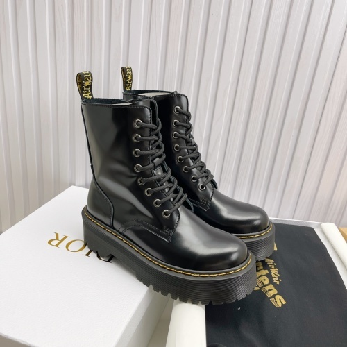 Premium Shoes – Stylish, Comfortable & Durable